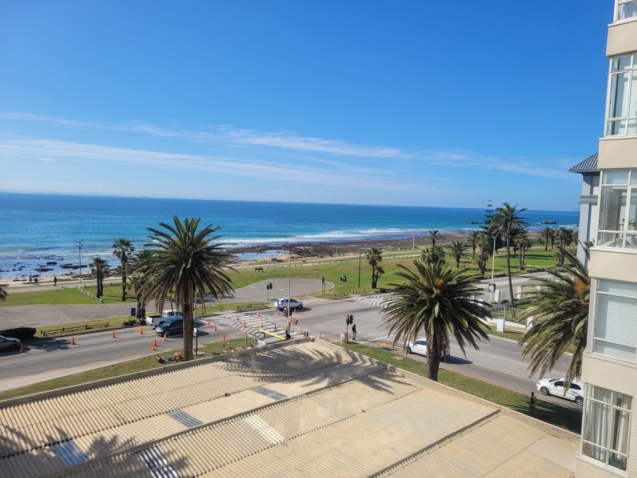 To Let 2 Bedroom Property for Rent in Summerstrand Eastern Cape